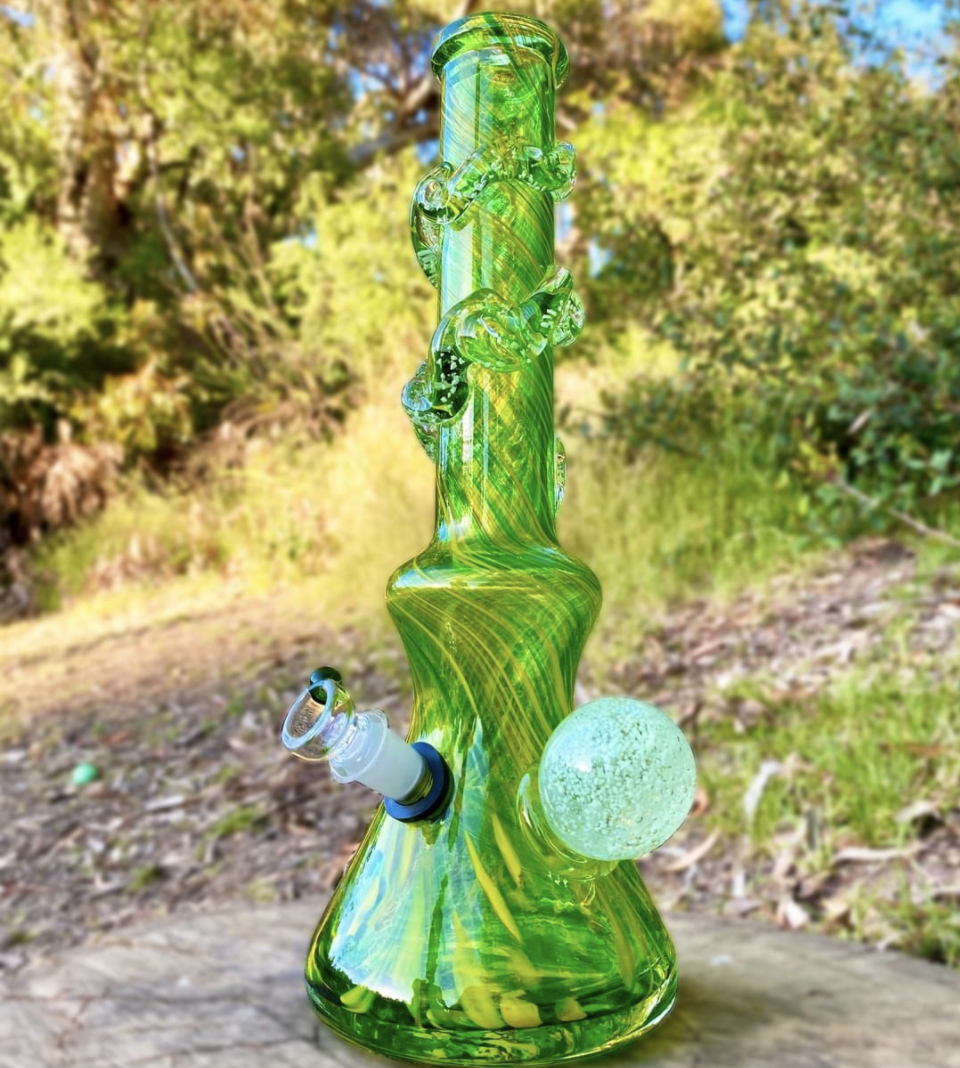 Dappled Sphere Beaker Bong - 14in