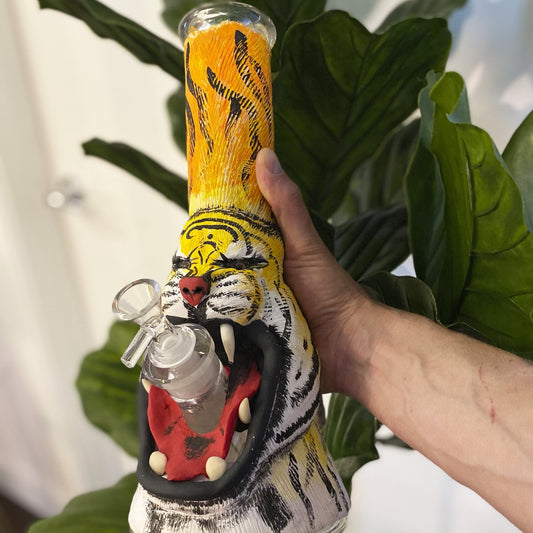 Eye of the Tiger Bong - 12in