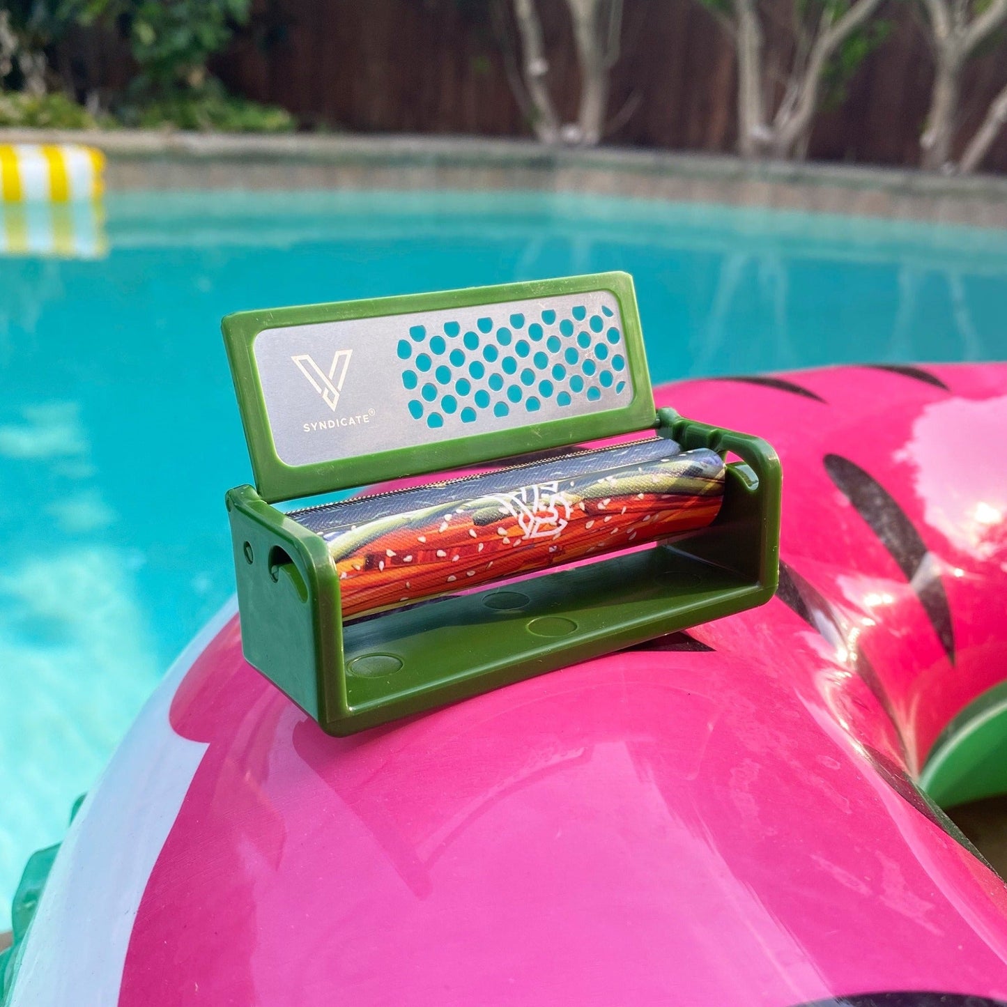 V Syndicate Crunch Roll Rolling Machine