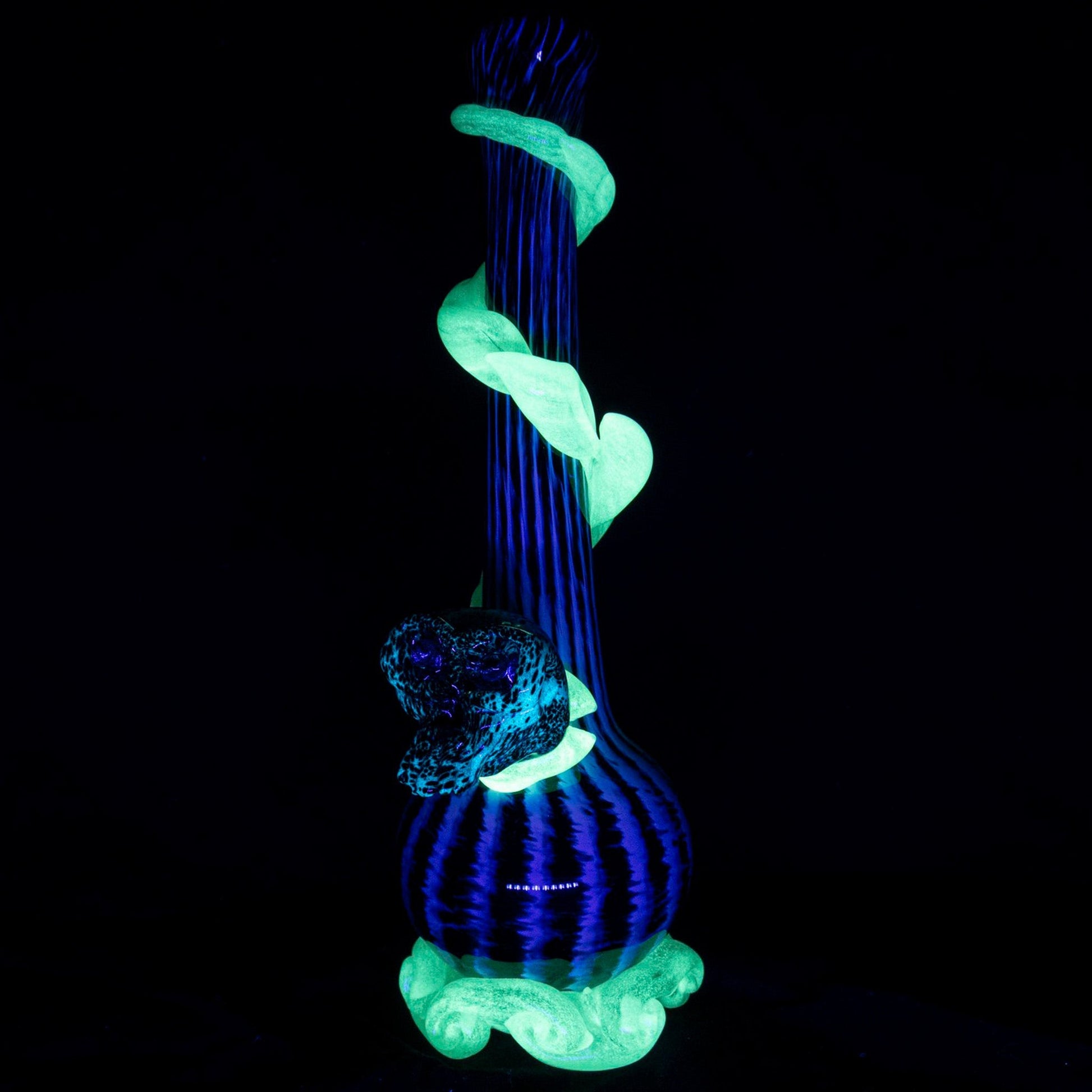 Noble Glass Glowing Skull Bong - 12in