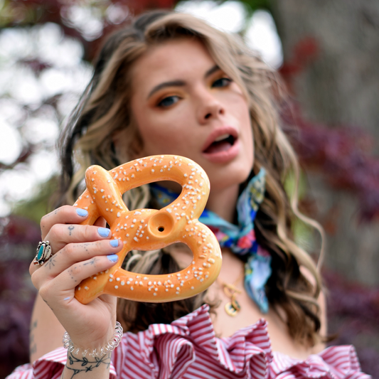 Salty Pretzel Pipe - 5in